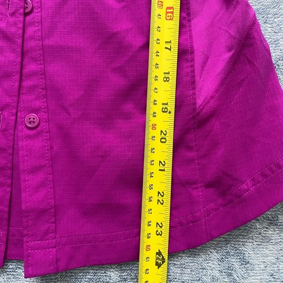 COLUMBIA Omni-Shade Sun Protection Magenta Button Down Hiking Camping Shirt XS - Picture 15 of 15